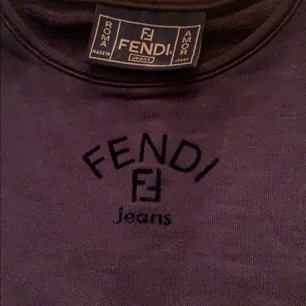 Fendi Top❤️❤️❤️